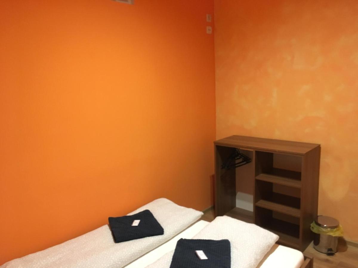 تشيسكي بوديوفيتسه Cb Rooms/Bed&Soup المظهر الخارجي الصورة
